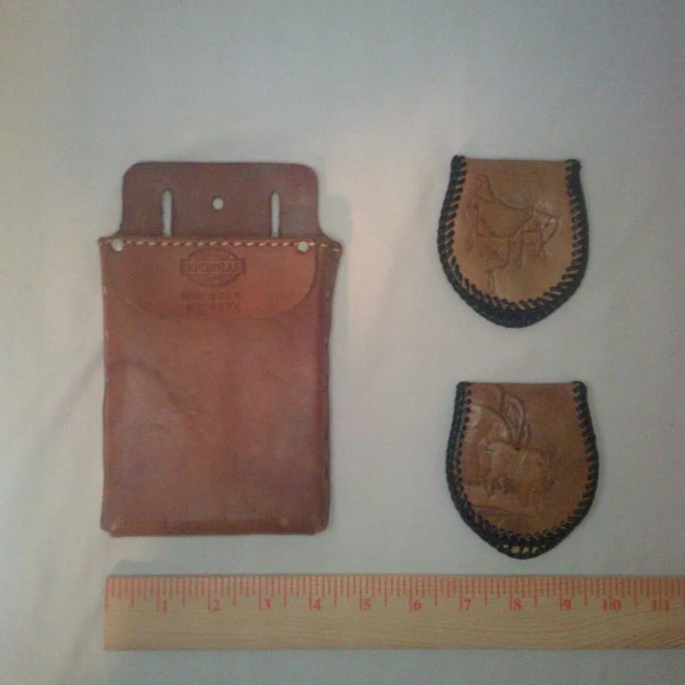 (2) Leather Coin Purses:  Horse Icon.  Ram Icon.  Leather.  Vintage.  Retro